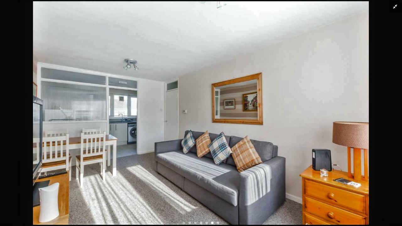 Lovely One Bedroom Apartment In Stratford Londra Esterno foto